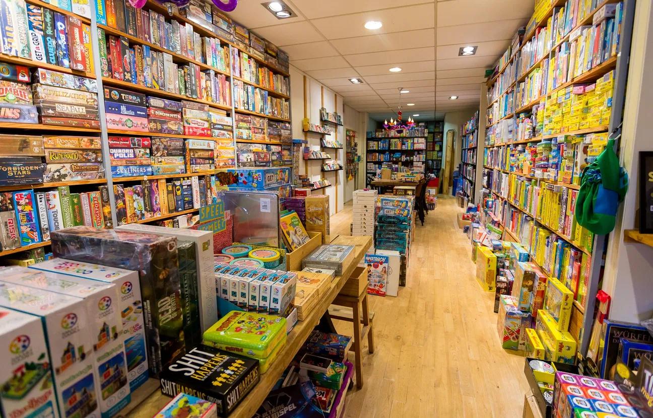 Store full of board games, puzzles and more